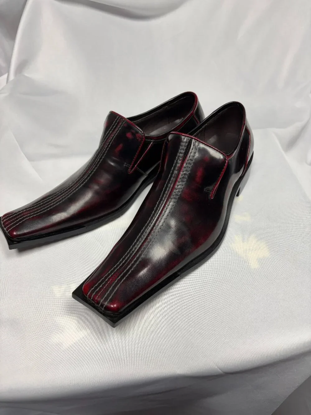 Burgundy color unique design leather shoes